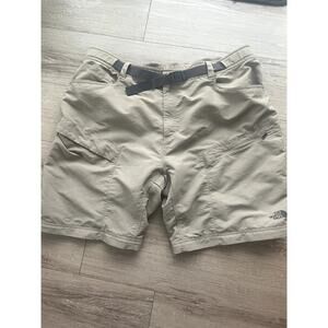The Northface Men's Tan Cargo Shorts Sz XXL
